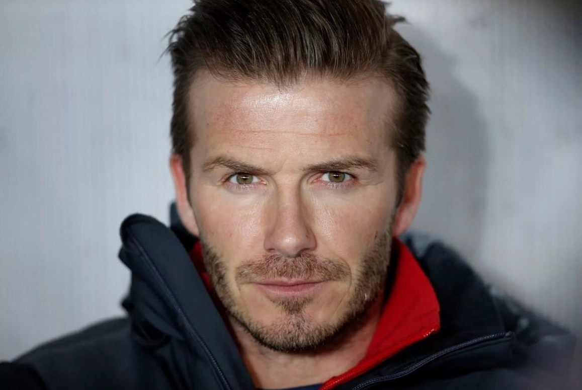 David Beckham, fotbalová legenda a jeden z nejstylovějších mužů současnosti, je opět u toho